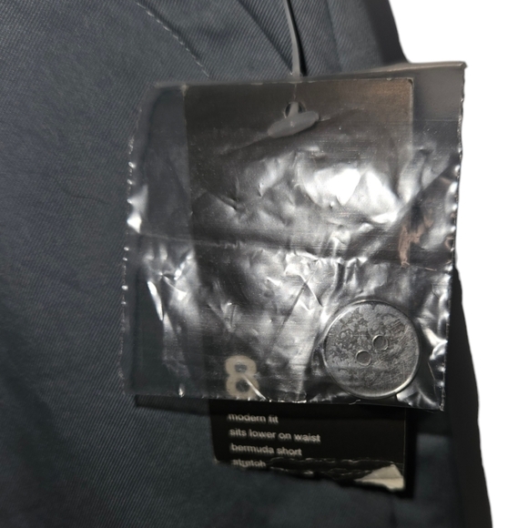 NWT Mossimo Bermuda Shorts - Picture 3 of 3